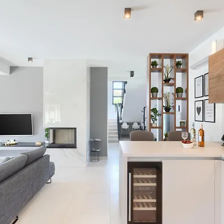 Monsa Villa *